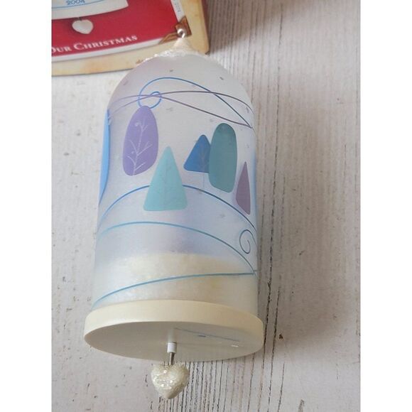 Hallmark our Christmas 2004 ornament Xmas couple love - Picture 9 of 9